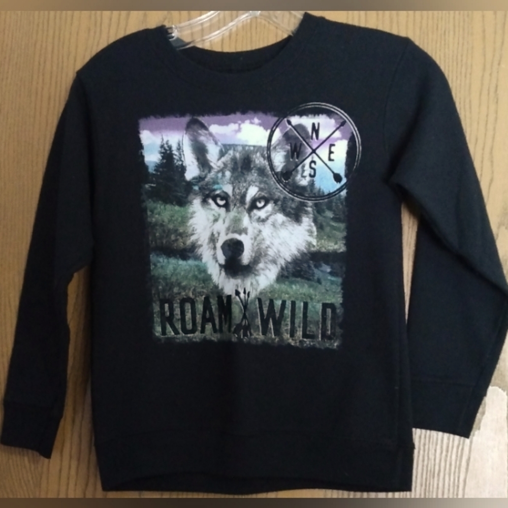 Hanes Wolf Sweatshirt size M (8)